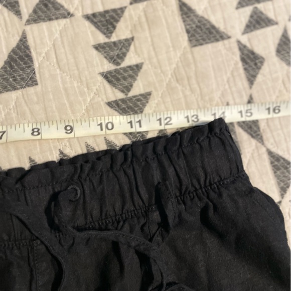 4 for $10 Time and Tru Black Linen Short with Lace Cuff size Medium 8-10 - Picture 6 of 6